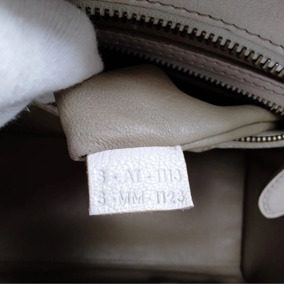 Authentic 💯CELINE Hand Bag  White Leather 427574 with COA certificate - Picture 8 of 17